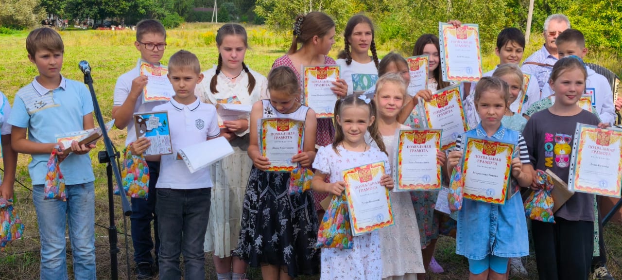 Яковлево. Знаменский храм. (2025-08-13 19:35:37 GMT+03:00)